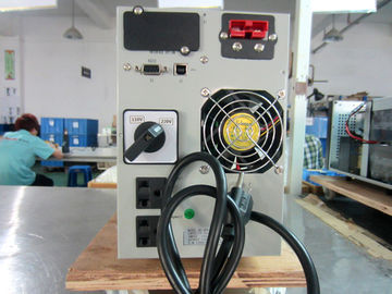 Rak 3kVA Mountable Online UPS 110V / 220V AC 0.9 Faktor Daya
