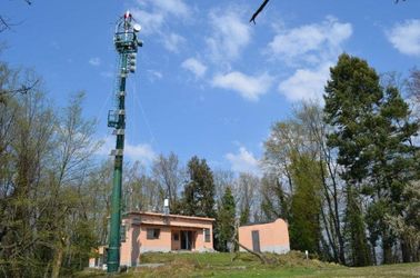 Off grid Magnetic Wind Turbin Solar Wind Street Light untuk Telecoms B