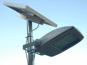 Waterproof surya lampu LED banjir bertenaga di luar ruangan untuk Penerangan Jalan 12V DC