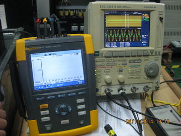 Ganda Konversi 3 Phase online Ups 10-40kva 190vac / 208Vac Dengan PFC Untuk Menengah pusat data skala