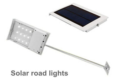 Epistar Chip Surya LED Street Lights Dengan 3.7V Li-Po Baterai isi ulang